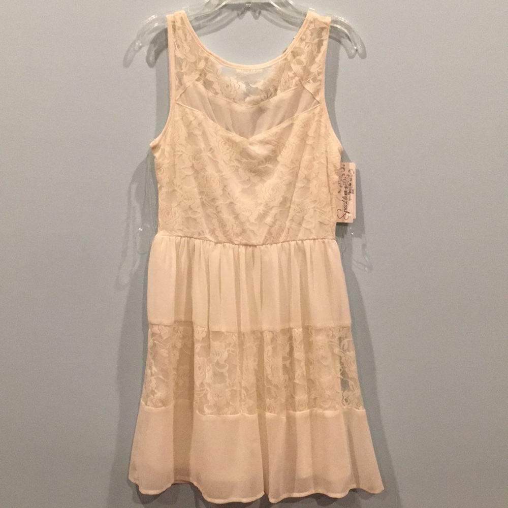 White lace dress